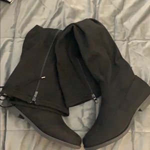 Thigh high boots (black)